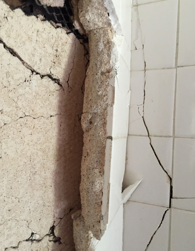 Pretty thick stuff! It's apparent that this tile was laid to last.